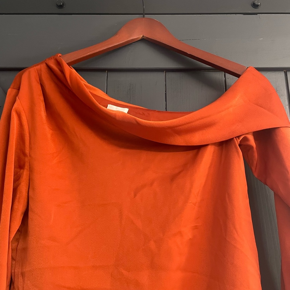 One-Shoulder Long-Sleeve Blouse in Rust Orange - Picture 3 of 5